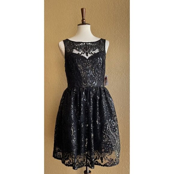 BB Dakota Women’s Tate Sequin Lace Fit And Flare Sleeveless Dress Black Size 8 - Picture 9 of 12
